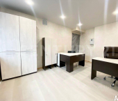 офис 35 кв м, этаж 1/5 улица Энгельса, 40