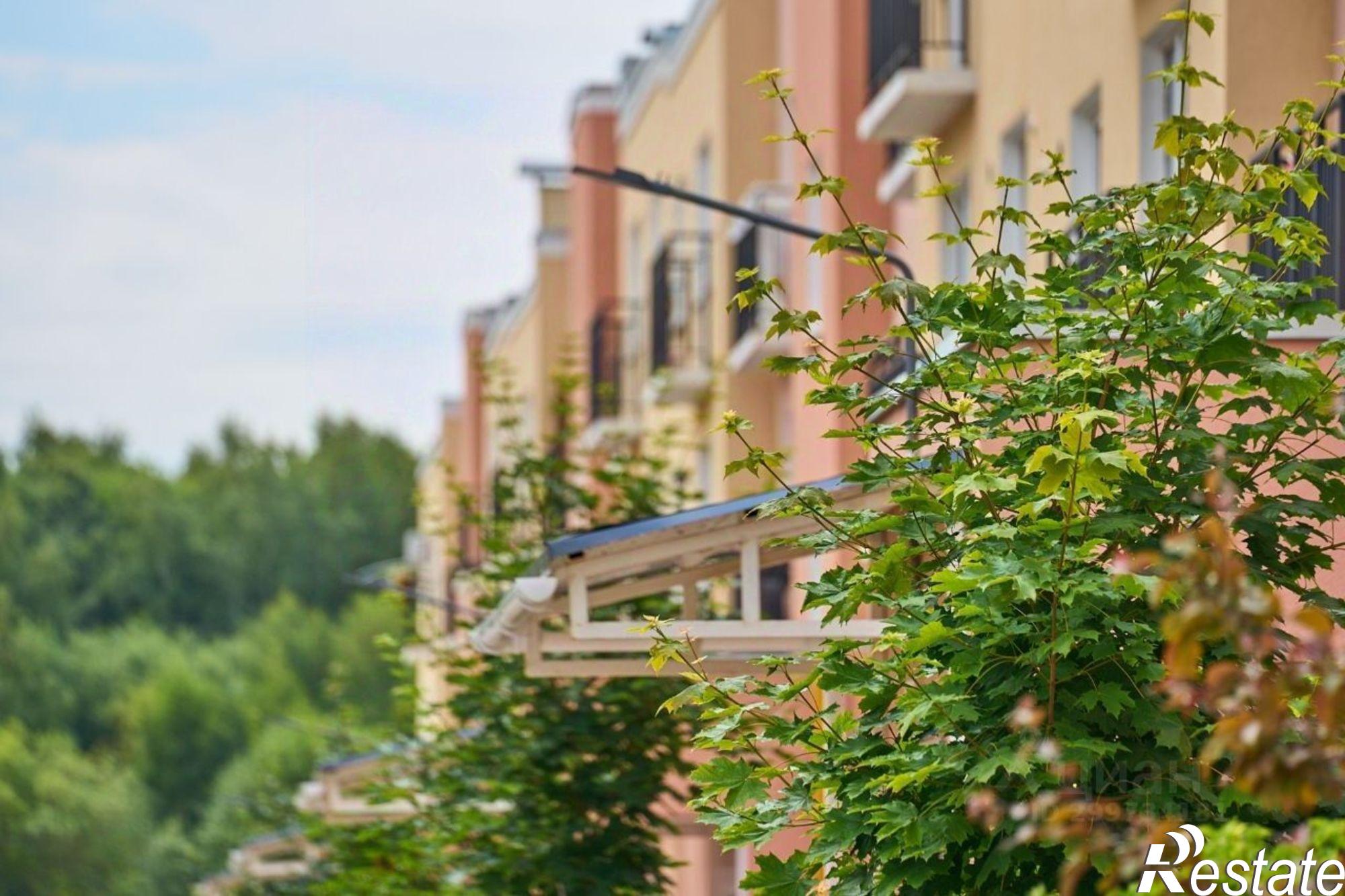 Купить квартиру за 3 498 920 рублей на ул Героя России Горшкова, 9