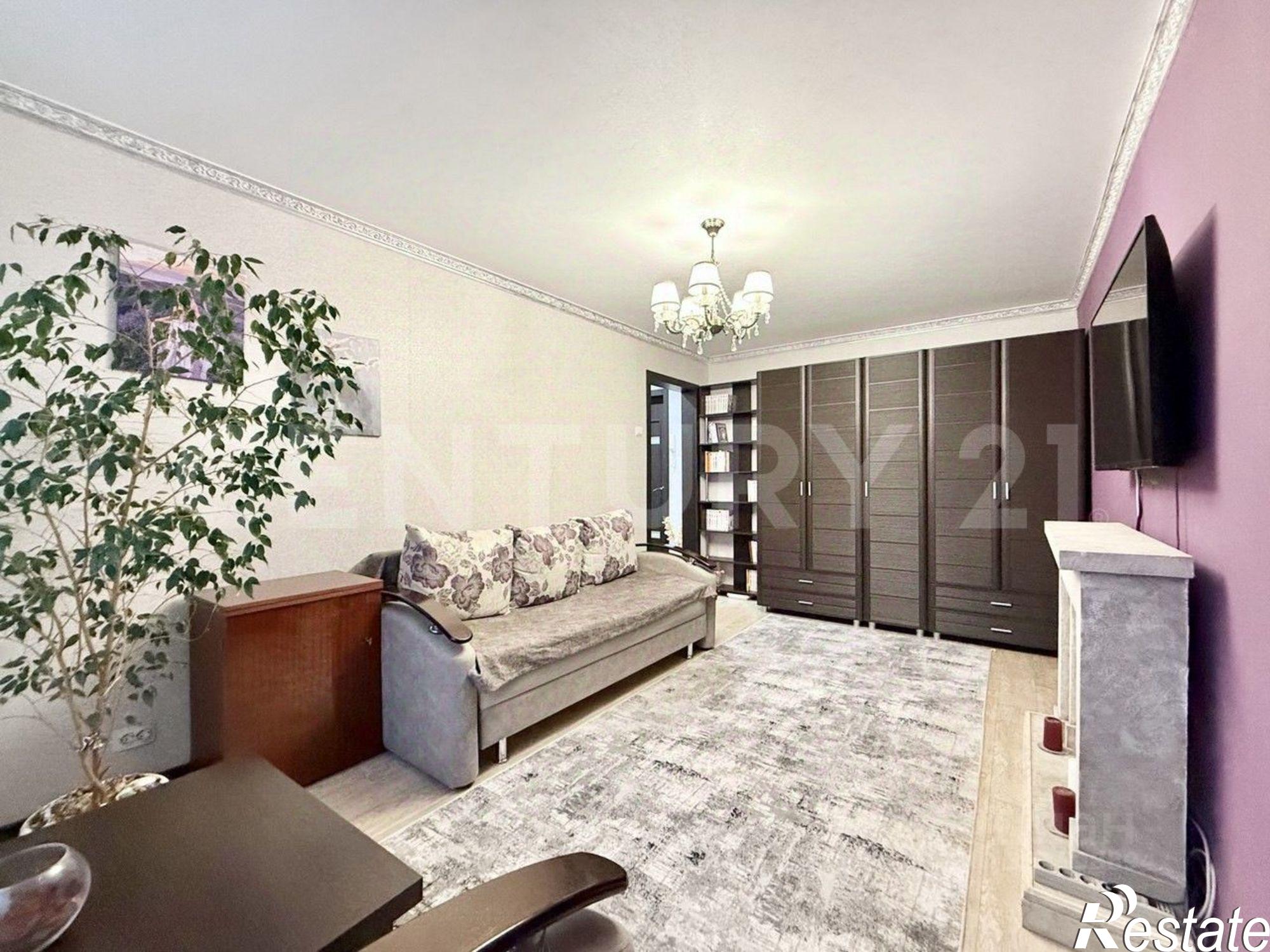 Купить квартиру за 3 300 000 рублей на Хевешская улица, 1 к1