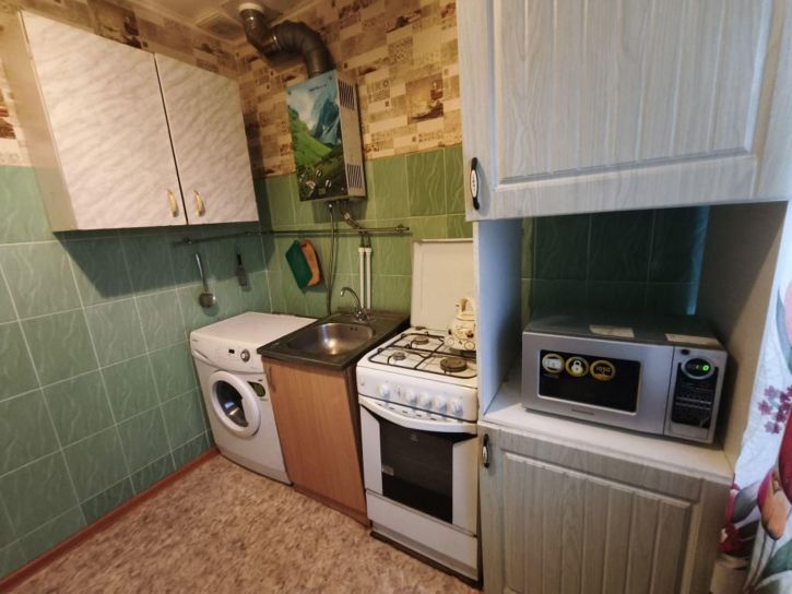 2-комн квартира Чапаева ул, 6