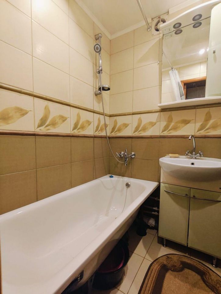 2-комн квартира Парковая ул, 6