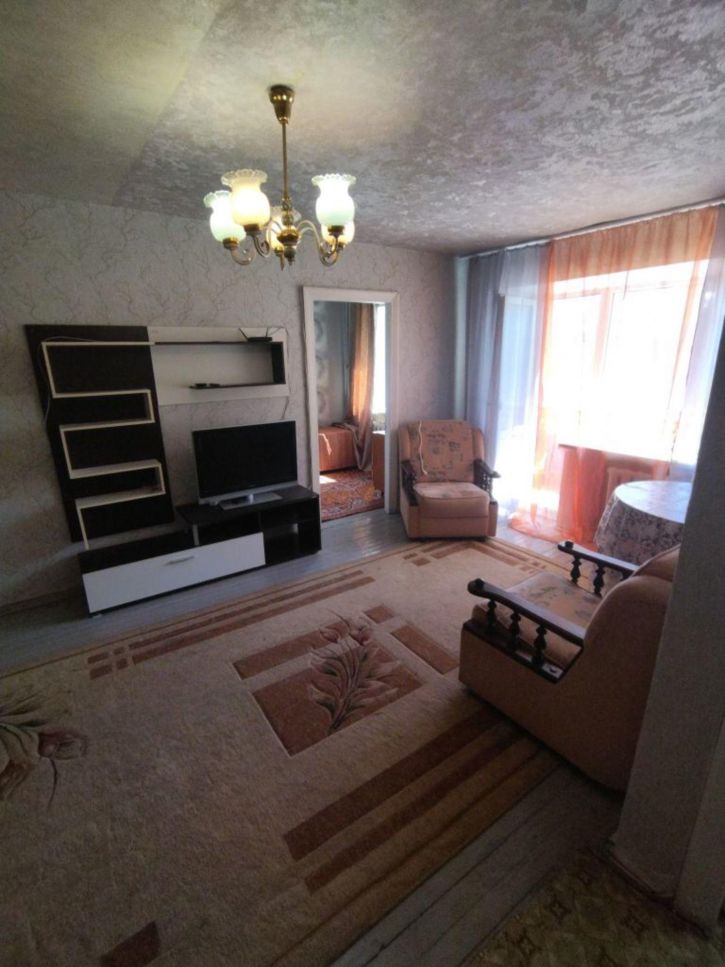 2-комн квартира Садовского ул, 19