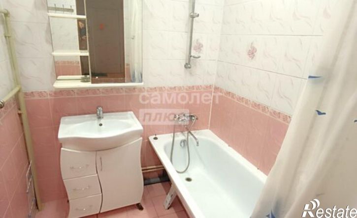 2-комн квартира улица Космонавтов, 11А,  д. 11А