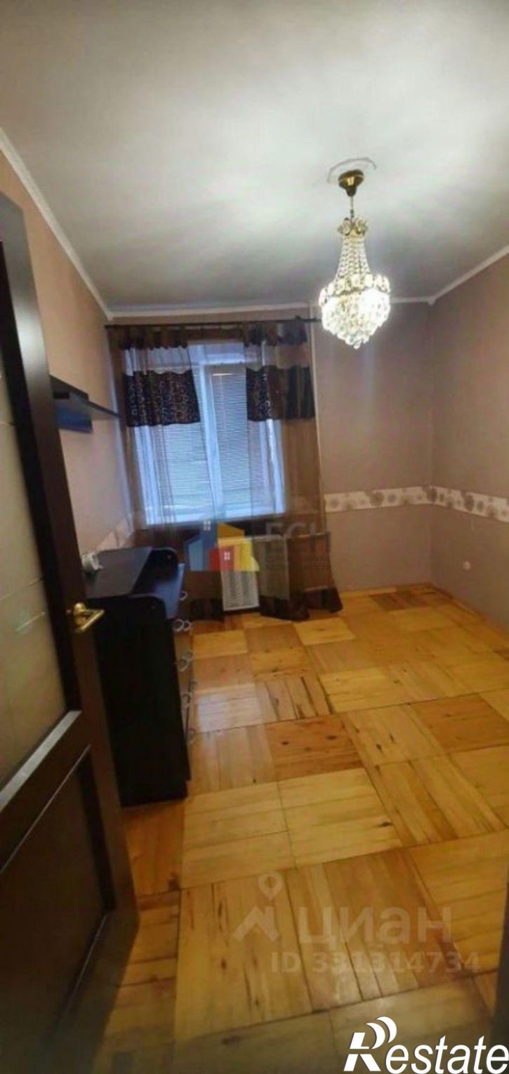 3-комн квартира улица Болотова, 8 к4,  д. 8 к4