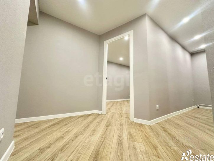 2-комн квартира ул Завенягина, 30,  д. 30