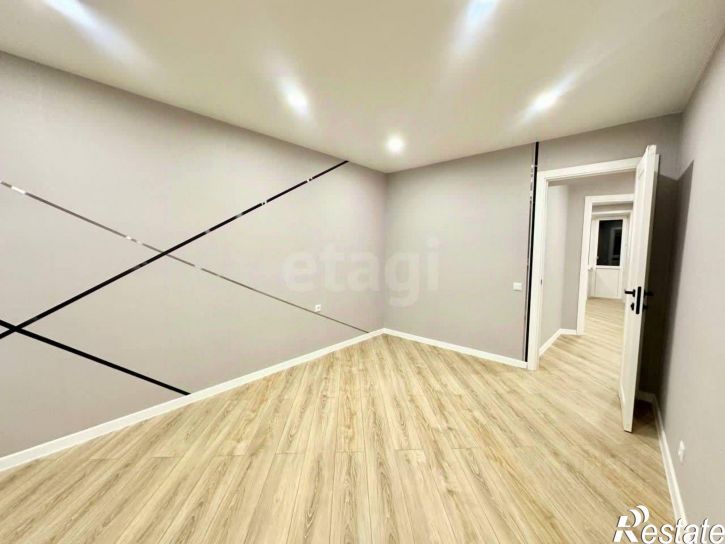 2-комн квартира ул Завенягина, 30,  д. 30