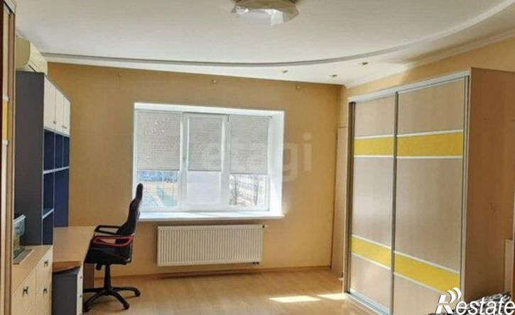 3-комн квартира Новомосковск, улица Генерала Белова, 3В