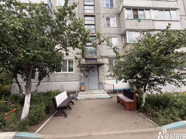2-комн квартира Западный мкр, 20,  д. 20