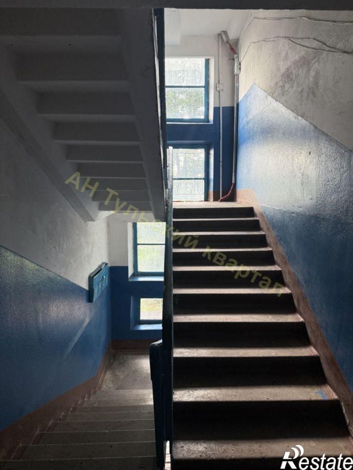 4-комн квартира Горняков ул, 6