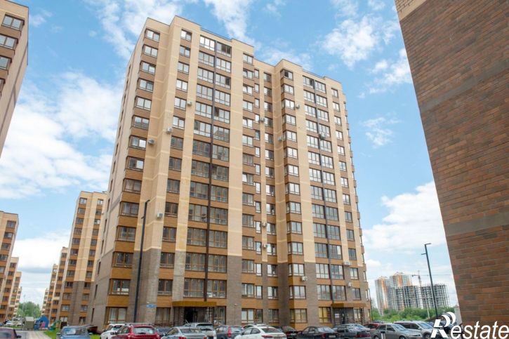 3-комн квартира ул Героя России Макаровца, 3,  д. 3