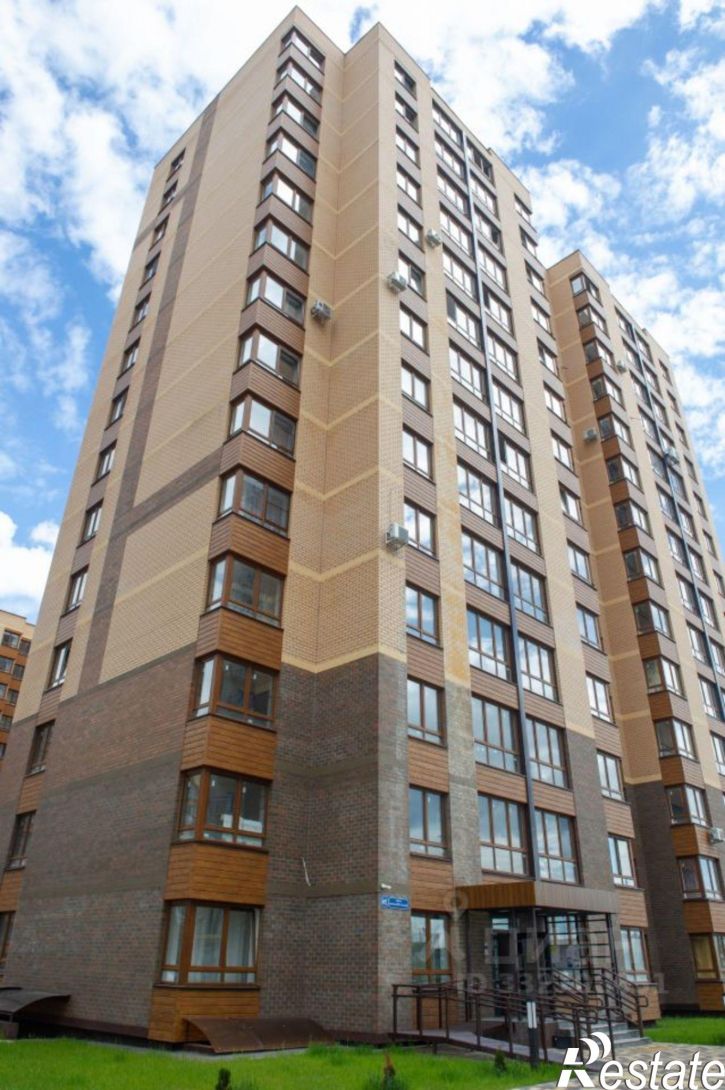 3-комн квартира ул Героя России Макаровца, 3,  д. 3