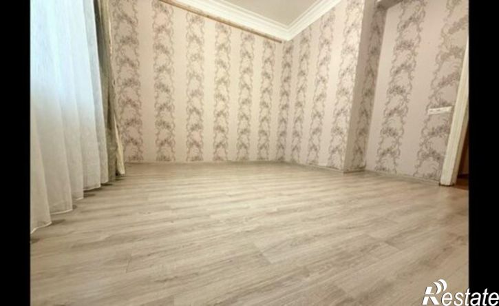 2-комн квартира Новомосковск, Коммунистическая улица, 15