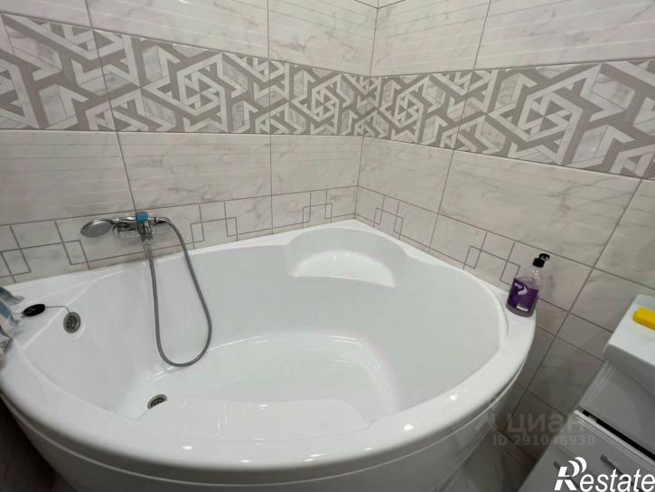 3-комн квартира Тула, улица Сурикова, 24к2