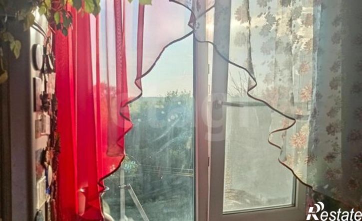 4-комн квартира Киреевский район, городское поселение Болохово, Болохово, улица Горняков,