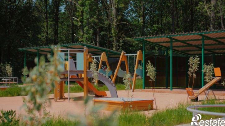 2-комн квартира в новом доме улица Героев России, 4