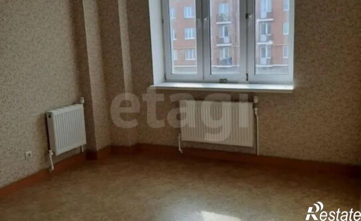 3-комн квартира микрорайон Брусяновский, 4