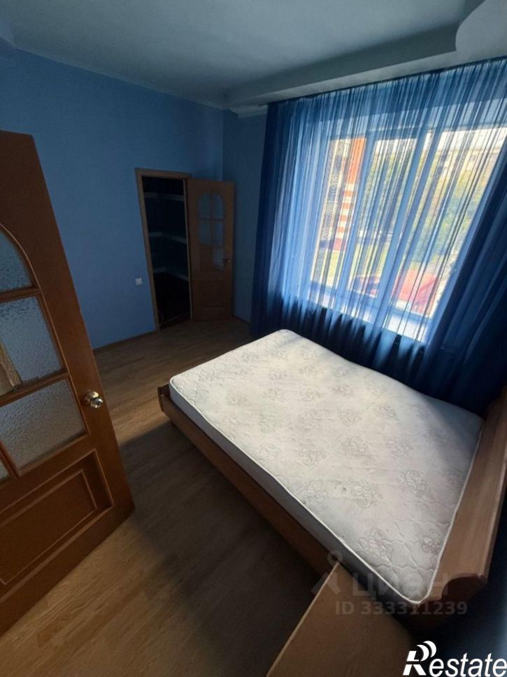 3-комн квартира ,