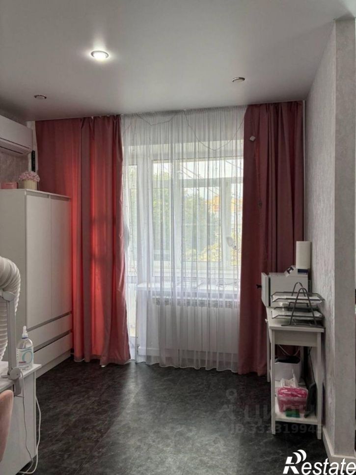 2-комн квартира ул Шахтеров, 37,  д. 37
