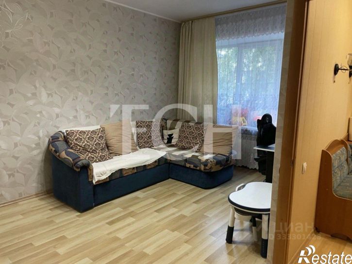 2-комн квартира г. Новомосковск, Комсомольская улица, 7