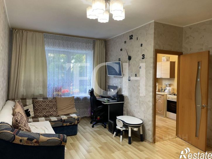 2-комн квартира г. Новомосковск, Комсомольская улица, 7