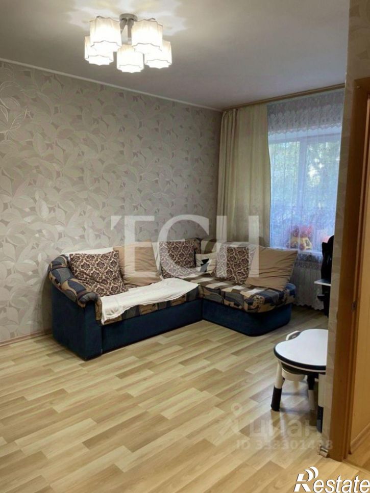 2-комн квартира г. Новомосковск, Комсомольская улица, 7