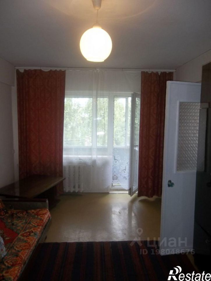 3-комн квартира ул Космонавтов, 27,  д. 27
