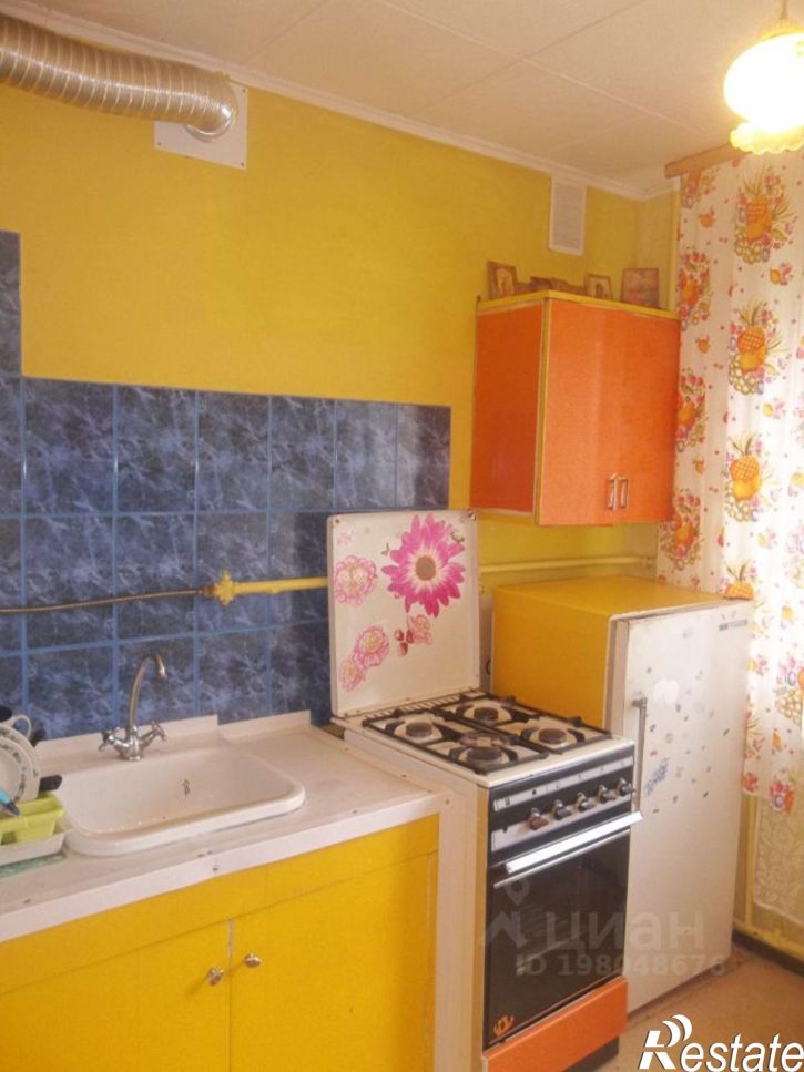 3-комн квартира ул Космонавтов, 27,  д. 27