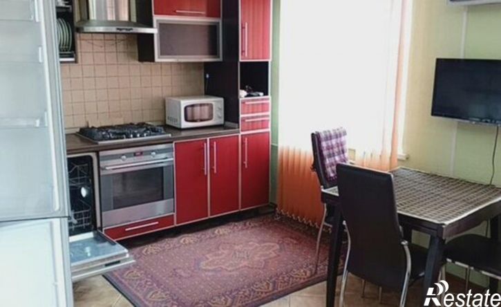 2-комн квартира улица Калинина, 37/43,  д. 37/43