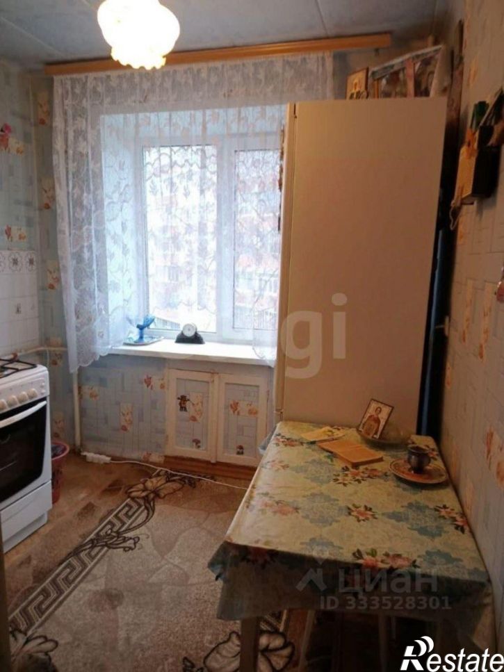3-комн квартира улица Завенягина, 10,  д. 10