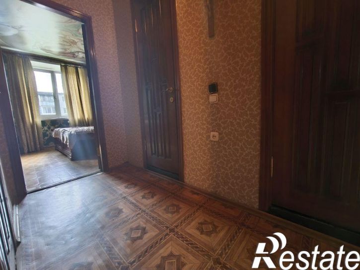 2-комн квартира Генерала Белова ул, 21
