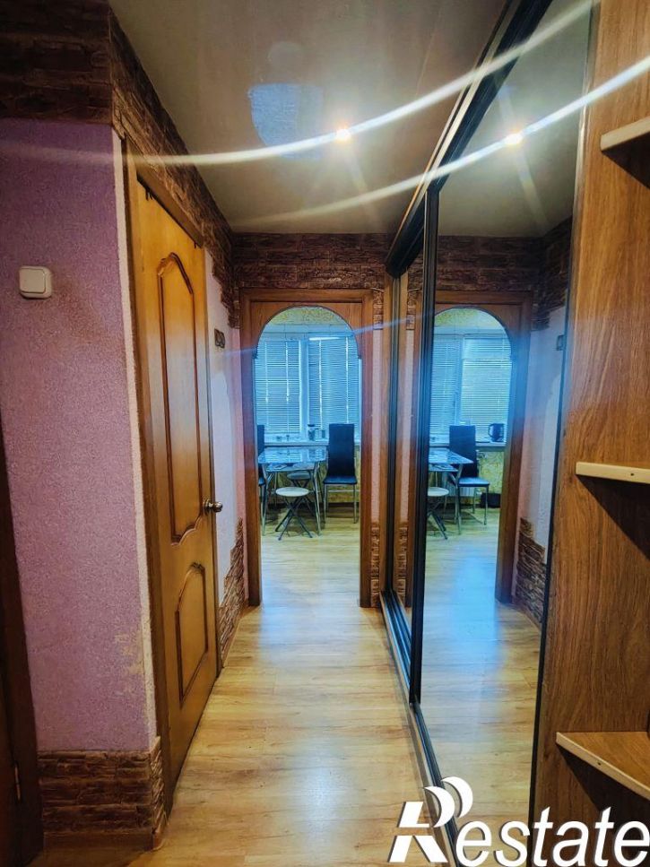 2-комн квартира Дружбы ул, 3