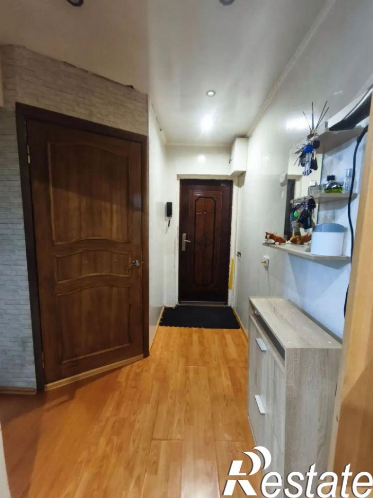 3-комн квартира Строителей , 4
