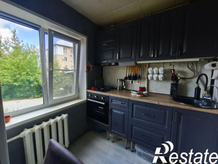 3-комн квартира Строителей , 4