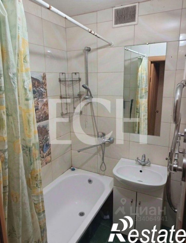 3-комн квартира улица Гагарина, 23,  д. 23