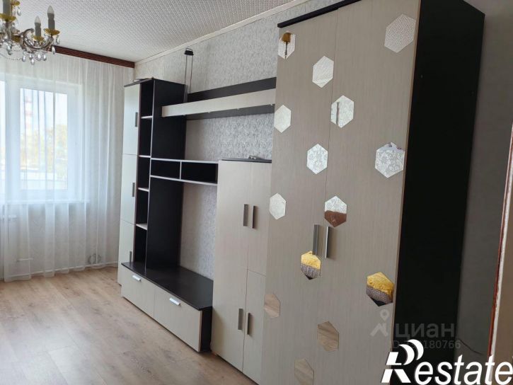 3-комн квартира улица Мира, 50,  д. 50