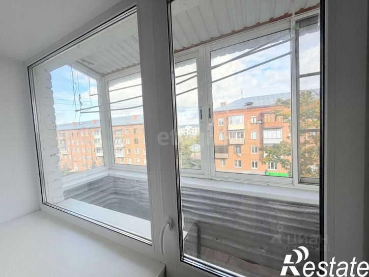 2-комн квартира улица Героев Алексинцев, 2,  д. 2