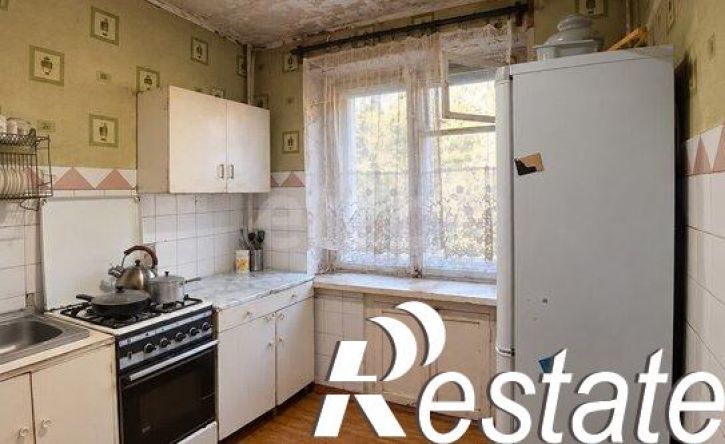 3-комн квартира Западный мкр, 4,  д. 4
