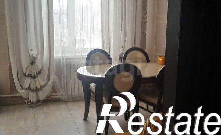 3-комн квартира Строительный переулок, 11,  д. 11