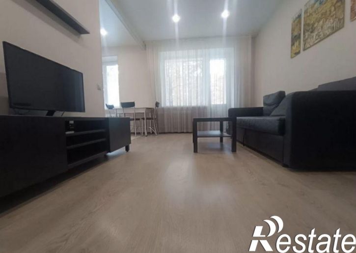 2-комн квартира Комсомольская ул, 42