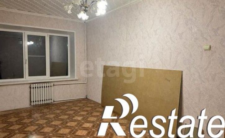 3-комн квартира улица имени Простомолотова И.А., 4,  д. 4
